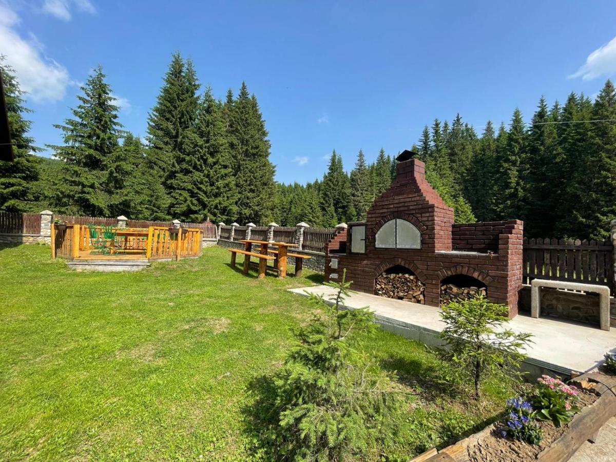 Mounthoff Retreat Vila Moroeni Exterior foto