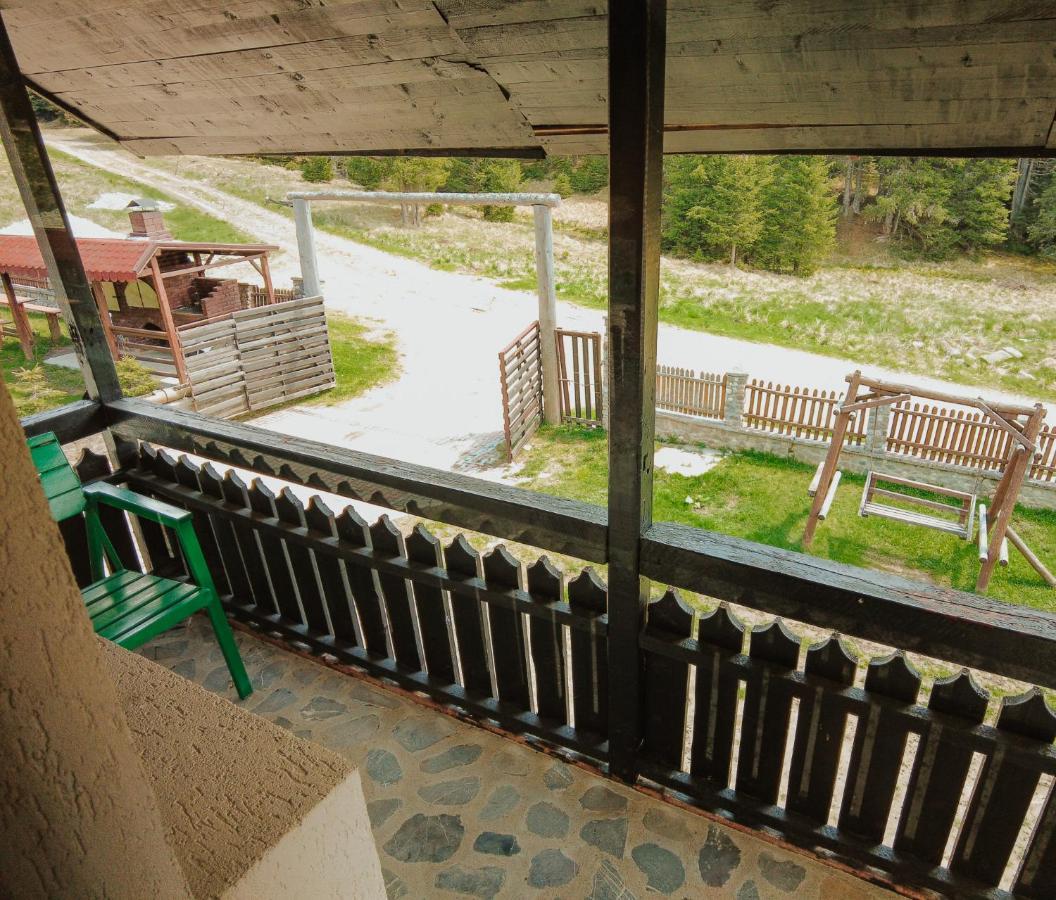 Mounthoff Retreat Vila Moroeni Exterior foto